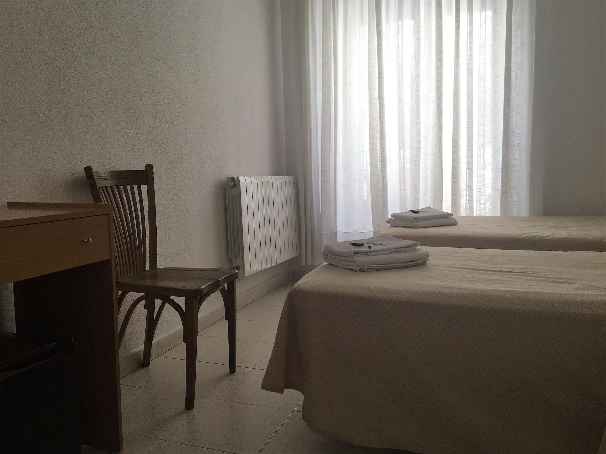 Hostal Lido Madrid Bagian luar foto