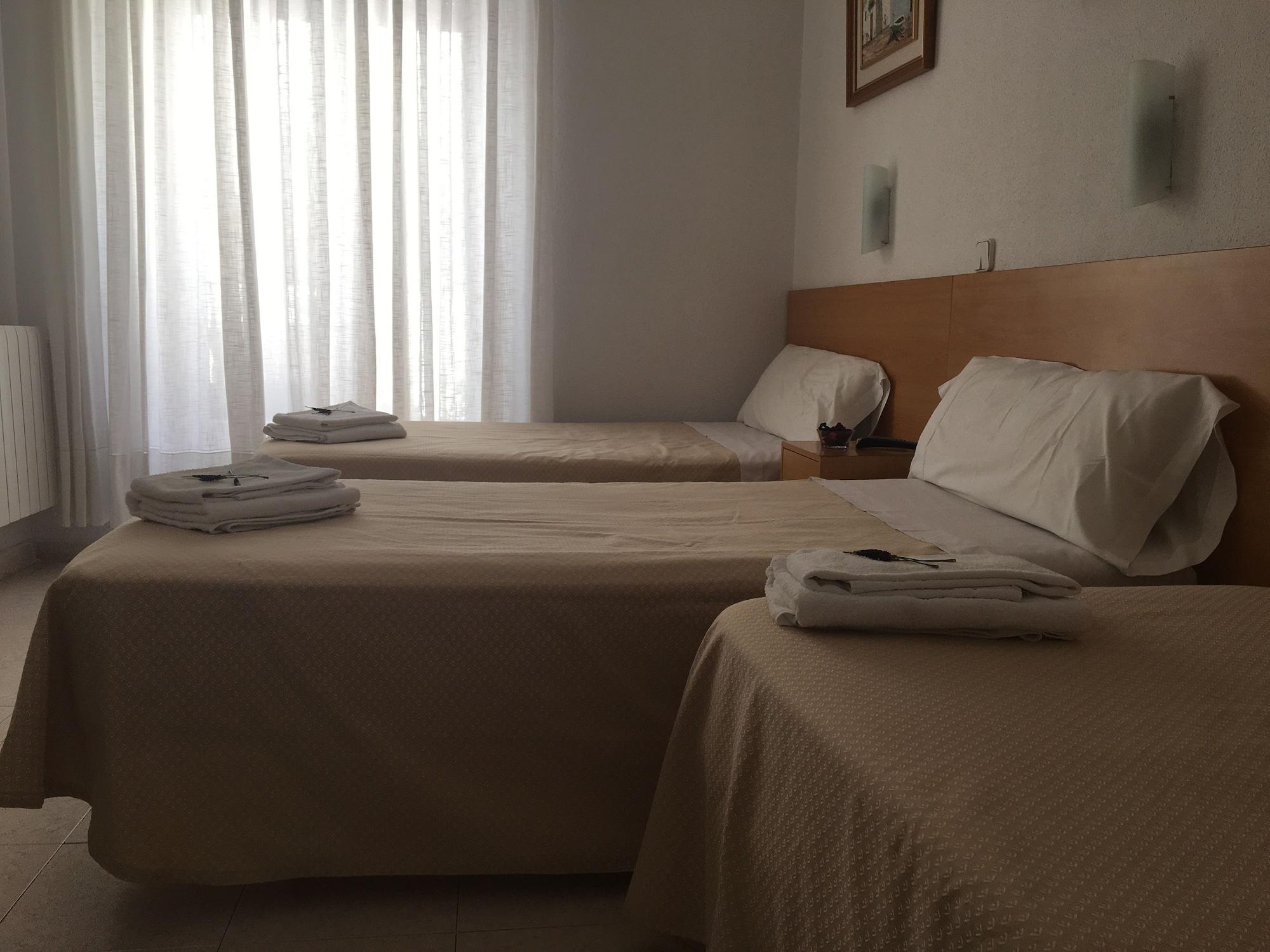 Hostal Lido Madrid Bagian luar foto