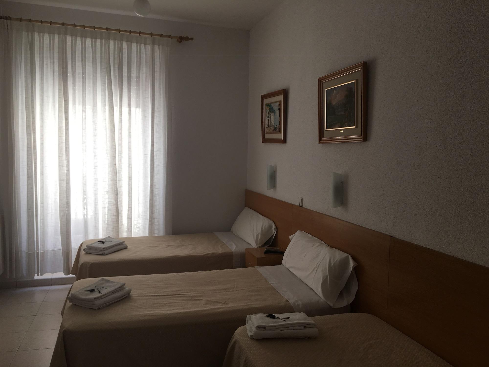 Hostal Lido Madrid Bagian luar foto