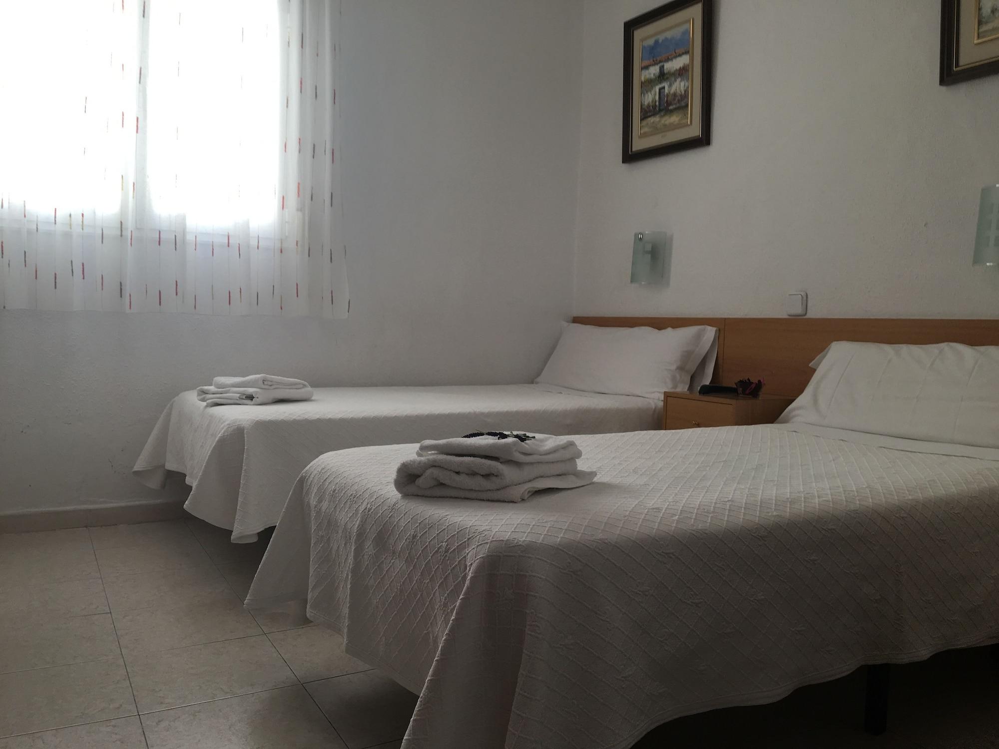 Hostal Lido Madrid Bagian luar foto