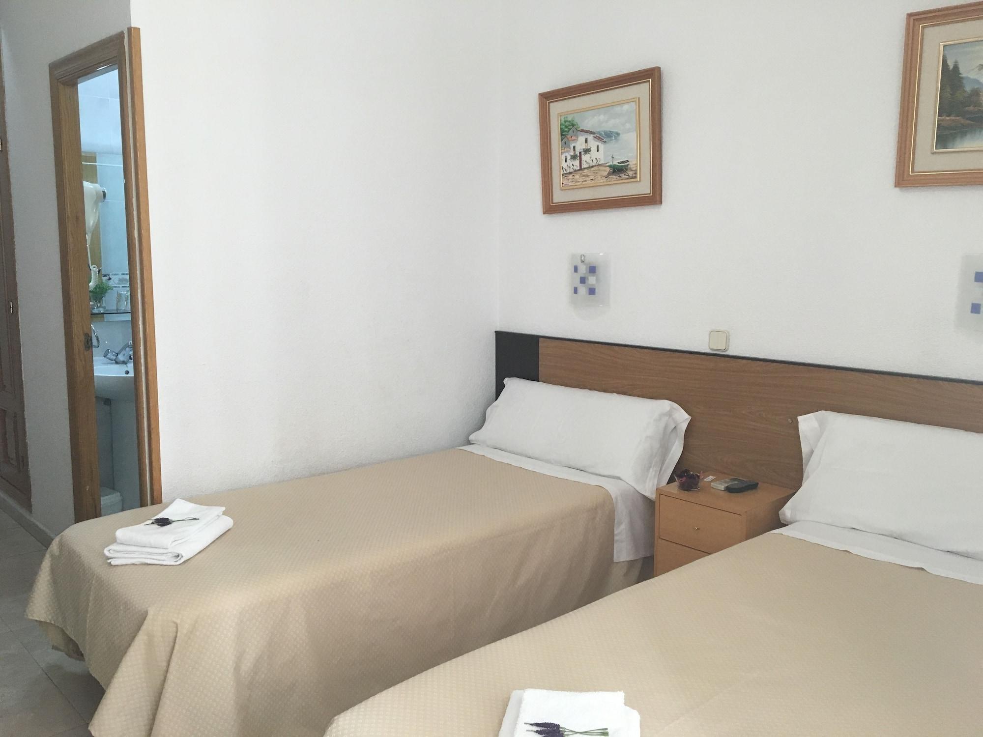 Hostal Lido Madrid Bagian luar foto