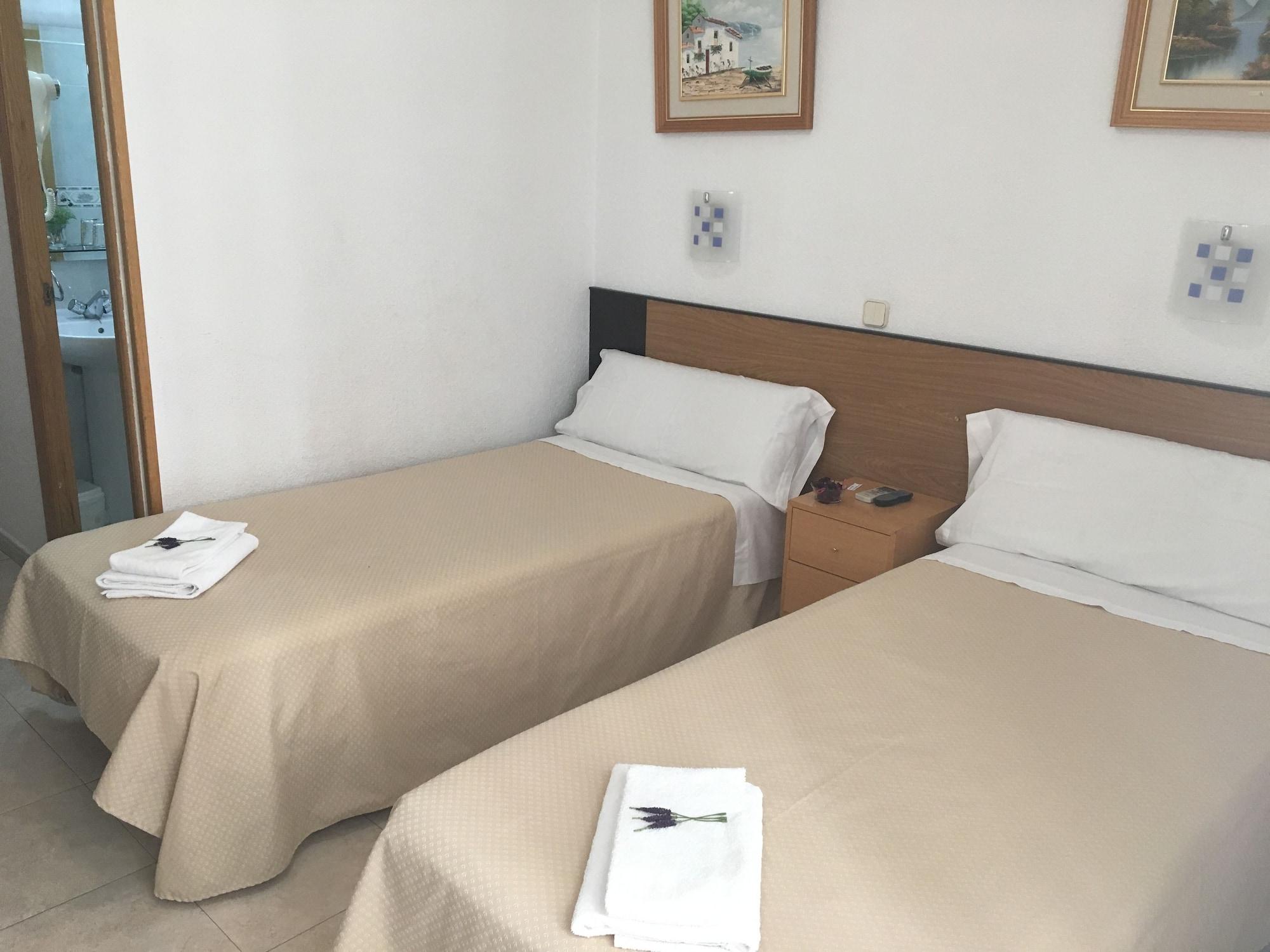 Hostal Lido Madrid Bagian luar foto